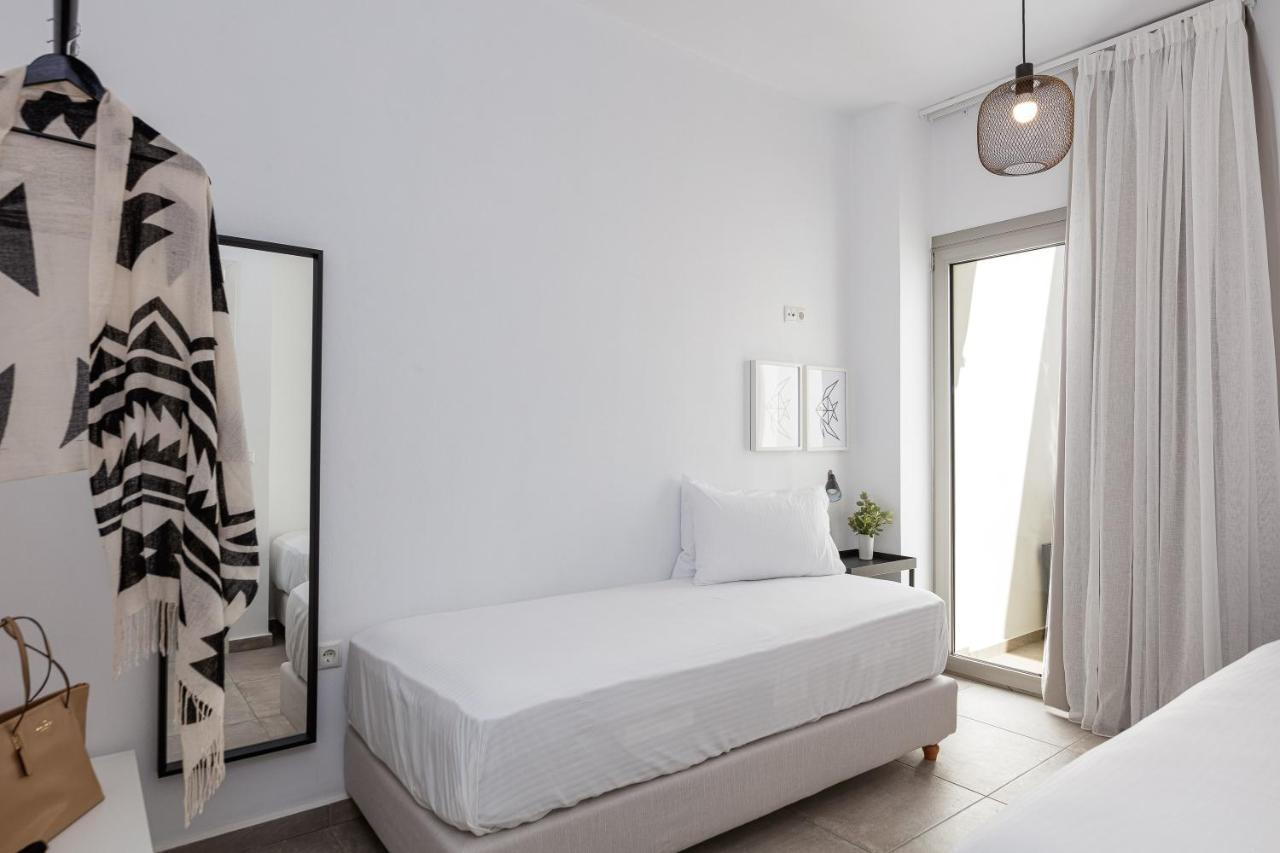 Aelia Seascape Apartments Плакиас Экстерьер фото