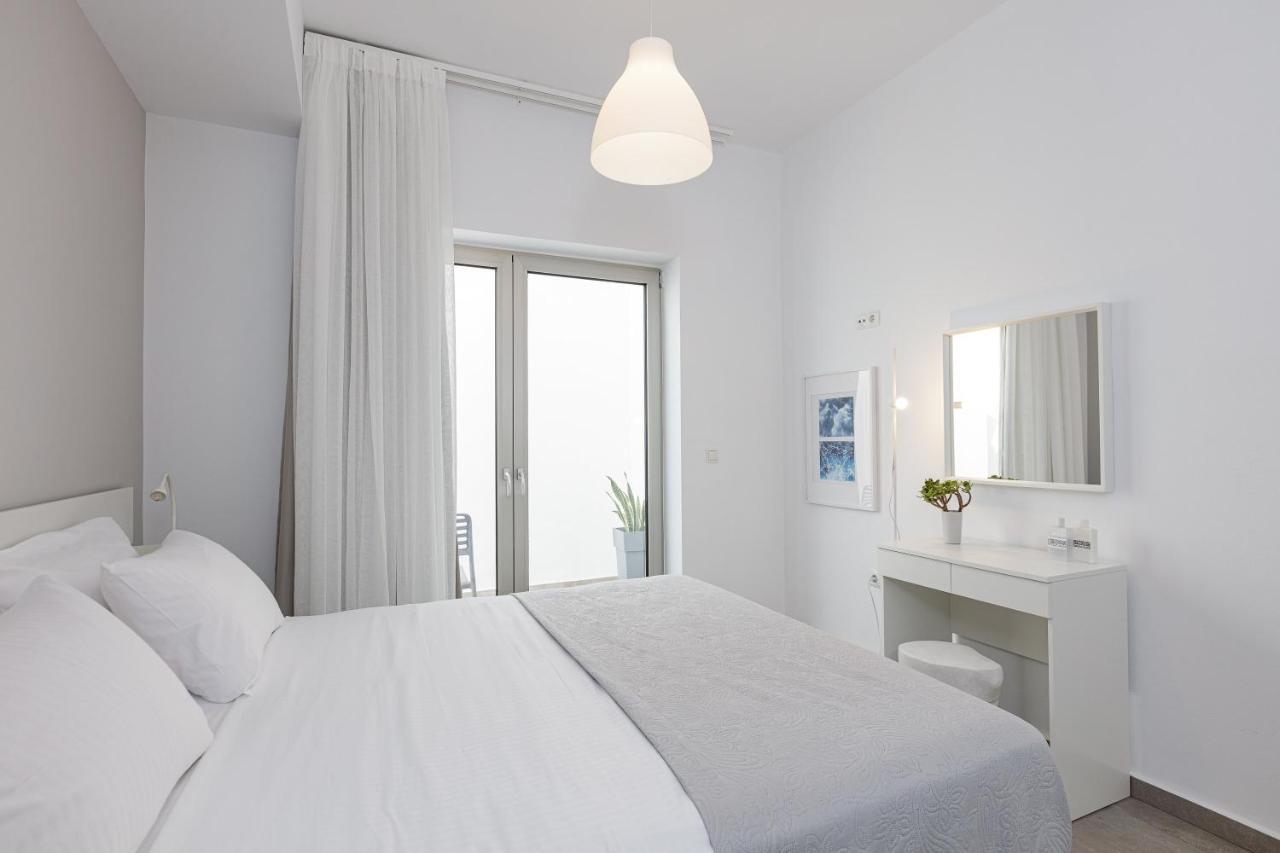 Aelia Seascape Apartments Плакиас Экстерьер фото