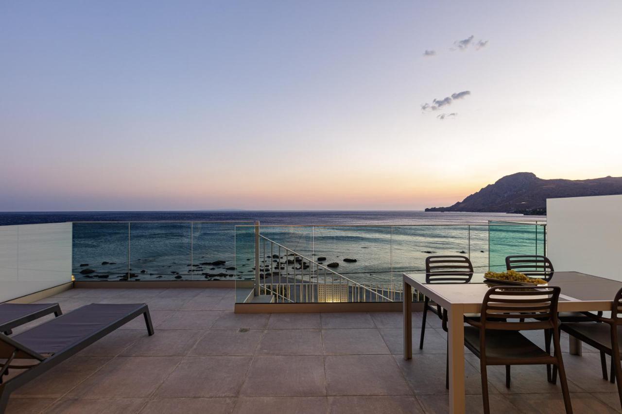Aelia Seascape Apartments Плакиас Экстерьер фото