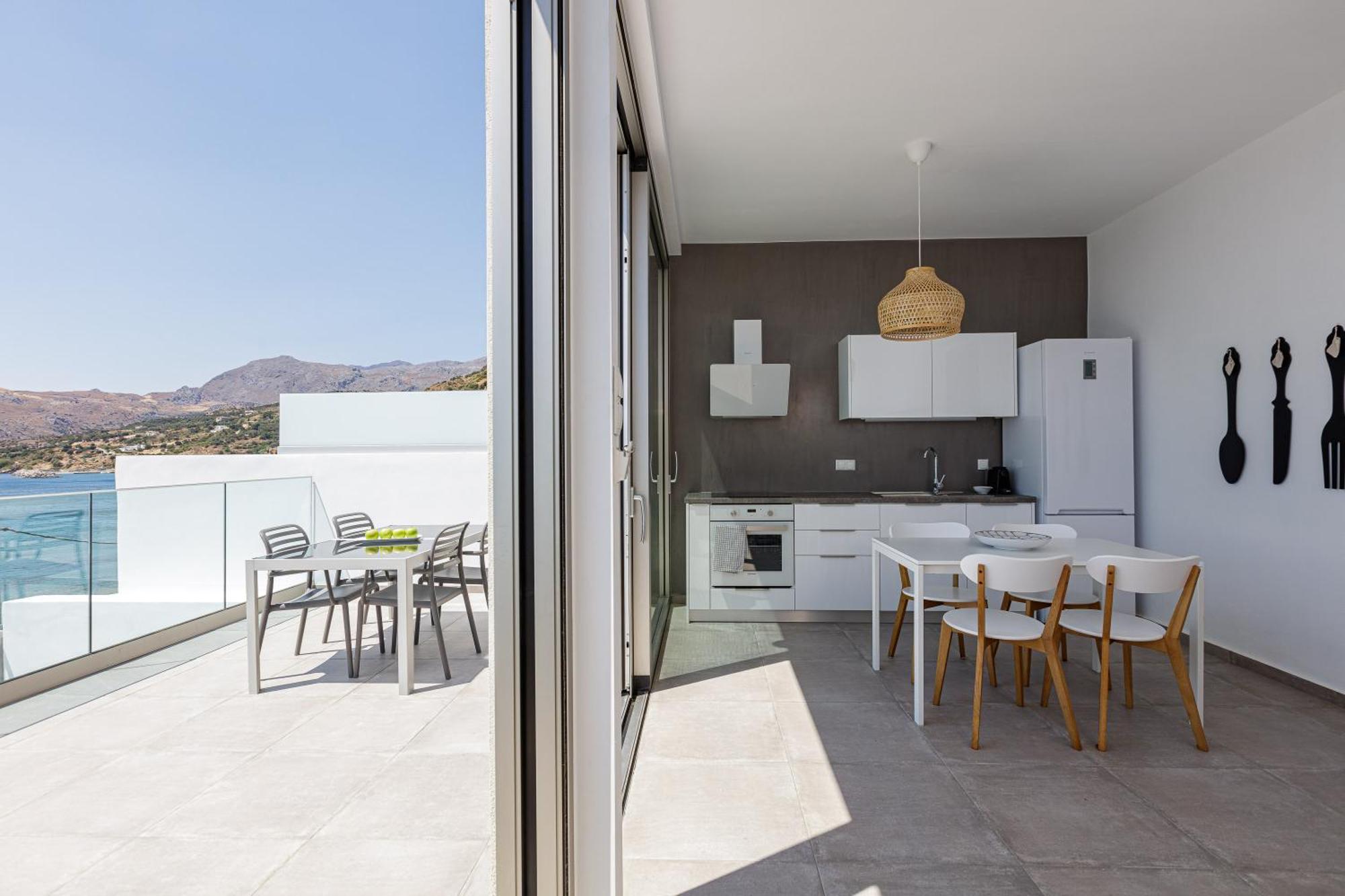 Aelia Seascape Apartments Плакиас Номер фото